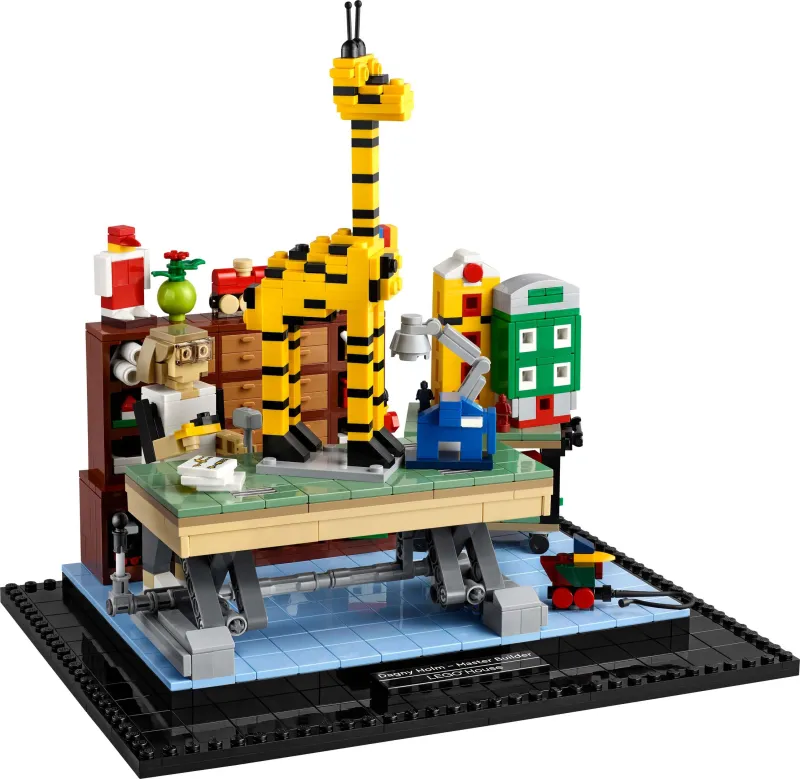 Dagny Holm - Master Builder